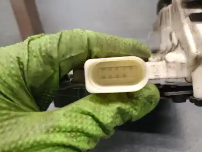 Автозапчастина б/у замок передніх дверей лівий для porsche cayenne (92a) 3.0 diesel посилання на oem iam 8j1837015a  8j1837015a