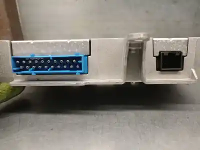 Автозапчастина б/у антенний підсилювач для porsche cayenne (92a) 3.0 diesel посилання на oem iam 7p5035223g 720411212702 95864530200