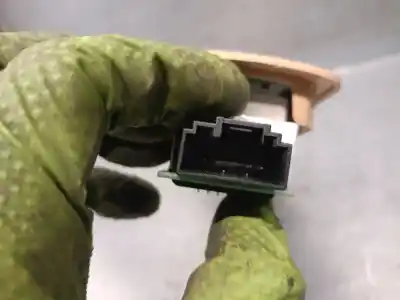 Автозапчастина б/у внутрішне світло для porsche cayenne (92a) 3.0 diesel посилання на oem iam 95863229131  