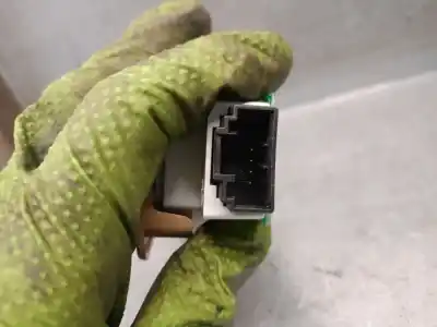 Автозапчастина б/у внутрішне світло для porsche cayenne (92a) 3.0 diesel посилання на oem iam 95863229131  95863229131