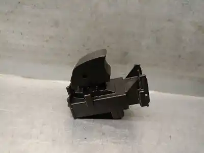 Автозапчастина б/у передній правий віконний вимикач для toyota c-hr (_x1_) 1.8 hybrid (zyx10_, zyx11_) посилання на oem iam 193354  8481002240