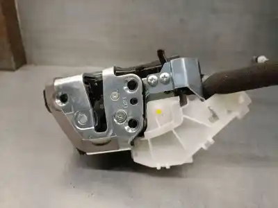 Автозапчастина б/у замок дверей заднього лівого для toyota c-hr (_x1_) 1.8 hybrid (zyx10_, zyx11_) посилання на oem iam 69060f4010  69060f4010