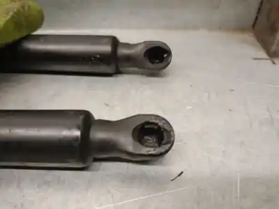 Автозапчастина б/у амортизаторі багажника/дверей для toyota c-hr (_x1_) 1.8 hybrid (zyx10_, zyx11_) посилання на oem iam 68950f4052 68960f4052 