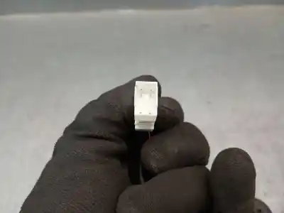 Автозапчасти б/у левый передний крюк ремня за mini mini (f55) cooper s ссылки oem iam 7313299  72117313299