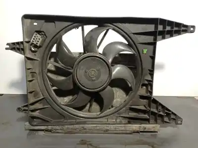 Автозапчастина б/у електро вентилятор для DACIA SANDERO 1.2 16V Посилання на OEM IAM 8200765566B 0130307107 BOSCH 8200765566