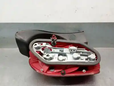 Second-hand car spare part right tailgate light for renault modus / grand modus (f/jp0_) 1.5 dci (fp0d, jp0d) oem iam references 8200538785  8200538785