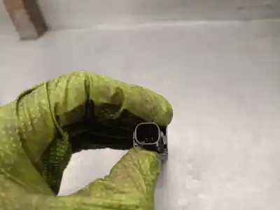 Автозапчастина б/у антена для mazda mx-5 iv (nd) 2.0 (nd2e) посилання на oem iam kd45676nxa x1t60671 