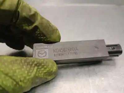 Автозапчастина б/у антена для mazda mx-5 iv (nd) 2.0 (nd2e) посилання на oem iam kd45676nxa x1t60671 