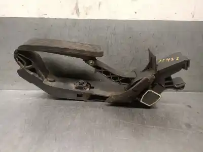 Pièce détachée automobile d'occasion potentiomètre à pédale pour mercedes-benz clase e t-model (s211) e 280 t cdi (211.220) références oem iam a2113000904  a2113000904