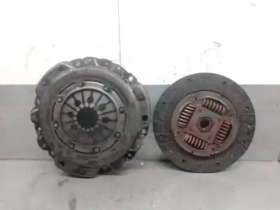 İkinci el araba yedek parçası DEBRIYAJ KITI için OPEL VIVARO A FURGÓN (X83)  OEM IAM referansları 700559  4405433