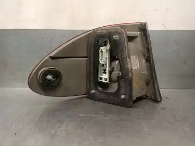 Pièce détachée automobile d'occasion feu arrière droit pour mercedes-benz clase e t-model (s211) e 280 t cdi (211.220) références oem iam a2118202864  a2118202864