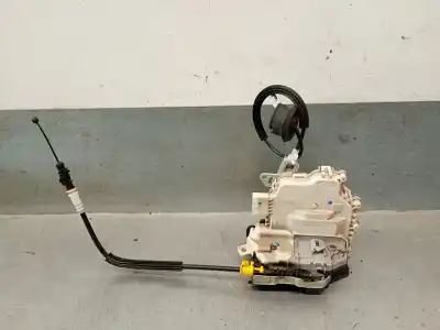 Автозапчастина б/у замок дверей заднього лівого для audi a4 b8 (8k2) 2.0 tdi посилання на oem iam 8k0839015c