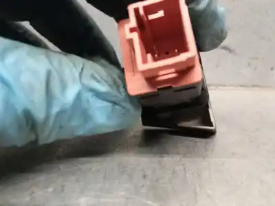 Second-hand car spare part switch for citroen ds5 2.0 hdi 165 oem iam references 96665445zd  