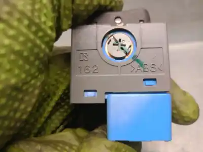 Second-hand car spare part switch for lexus gs (_s19_) 450h (grs191_, gws191_) oem iam references r162 s83bn 