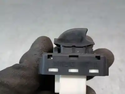 Second-hand car spare part left front power window switch for citroen c4 cactus 1.6 bluehdi 100 oem iam references 98016298zd  98016298zd