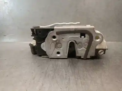 Автозапчастина б/у замок дверей заднього лівого для seat leon st (5f8) 1.4 tgi посилання на oem iam 5k4839015af  5k4839015af