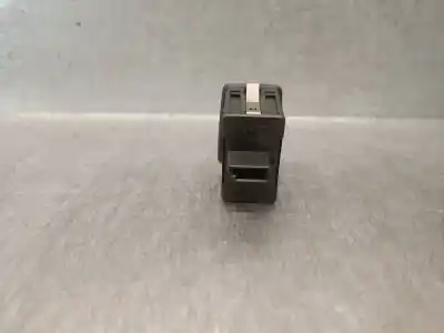 Peça sobressalente para automóvel em segunda mão botão / interruptor elevador vidro traseiro esquerdo por bmw 3 (e46) 320 d referências oem iam 6902174  6902174