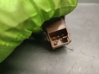 Second-hand car spare part right front power window switch for porsche cayenne (9pa) 3.2 oem iam references 7l5959855a  