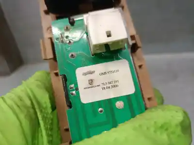 Автозапчастина б/у внутрішне світло для porsche cayenne (9pa) 3.2 посилання на oem iam 7l5947291 9751110 