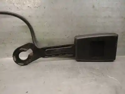 Автозапчасти б/у крюк для пояса за porsche cayenne (9pa) 3.2 ссылки oem iam 7l0857777c  7l0857777cpne