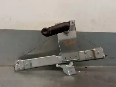 Second-hand car spare part REAR LEFT WINDOW REGULATOR for DACIA SANDERO  OEM IAM references 8200733831E  8200733829