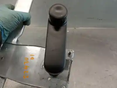 Second-hand car spare part rear left window regulator for dacia sandero 1.2 16v oem iam references 8200733831e  8200733829