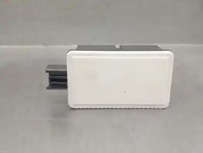 Second-hand car spare part central locking pump for volvo v40 fastback (525) d2 oem iam references 31419137