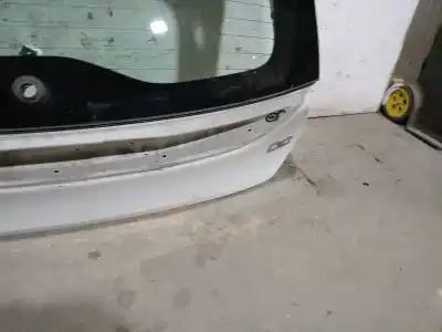 Second-hand car spare part tailgate for volvo v40 fastback (525) d2 oem iam references 31457727  31457727