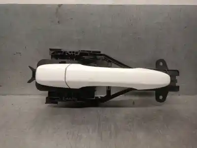 Second-hand car spare part exterior right front door handle for volvo v40 fastback (525) d2 oem iam references 31440085