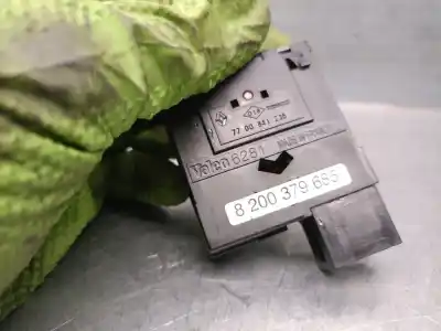 Recambio de automóvil de segunda mano de mando luces salpicadero para smart fortwo coupé (453) electric drive / eq (453.391) referencias oem iam 8200379685 6281 valeo 