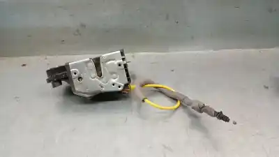 Second-hand car spare part left front door lock for bmw 3 (e46) 320 d oem iam references 51217011241  