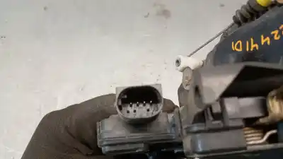 Second-hand car spare part left front door lock for bmw 3 (e46) 320 d oem iam references 51217011241  