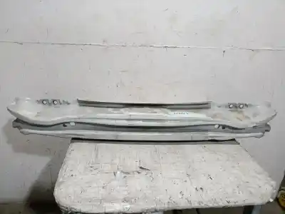 Second-hand car spare part rear bumper reinforcement for volvo v40 fastback (525) d2 oem iam references 31299699