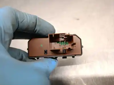 Second-hand car spare part switch for citroen c5 iii (rd_) 1.6 hdi 110 oem iam references 96637757zd  