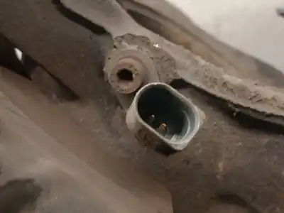 Pezzo di ricambio per auto di seconda mano attacco anteriore destro per porsche cayenne (9pa) 3.2 riferimenti oem iam 7l0407258a  95534115610