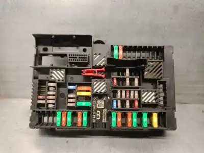 Peça sobressalente para automóvel em segunda mão caixa de fusíveis e relés por bmw 3 (g20, g80, g28) 320 d mild-hybrid referências oem iam 61148734162