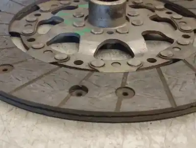 Second-hand car spare part clutch kit for peugeot 307 break / sw (s1) 1.6 hdi oem iam references 9653295680  2004ee