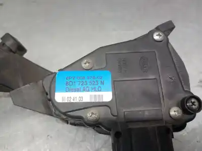 Second-hand car spare part accelerator pedal for audi allroad c5 (4bh) 2.5 tdi quattro oem iam references 8d1723523n  8d1723523n