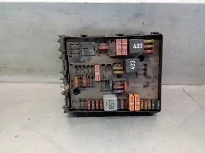 Second-hand car spare part fuse box unit for volkswagen touran (1t1, 1t2) 2.0 tdi 16v oem iam references 1k0937804b