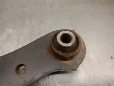 Peça sobressalente para automóvel em segunda mão braço de suspensão superior traseiro esquerdo por jeep compass (mk49) 2.2 crd 4x4 referências oem iam 05105271aca  5105271ac
