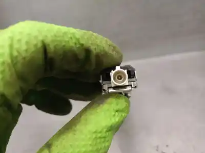 Автозапчастина б/у антена для audi q2 (gab, gag) 1.0 tfsi посилання на oem iam 81a035225 920460301 