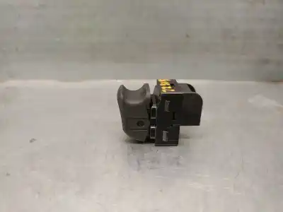 Peça sobressalente para automóvel em segunda mão botão / interruptor elevador vidro traseiro esquerdo por audi q2 (gab, gag) 1.0 tfsi referências oem iam 8v0959855b  8v0959855b