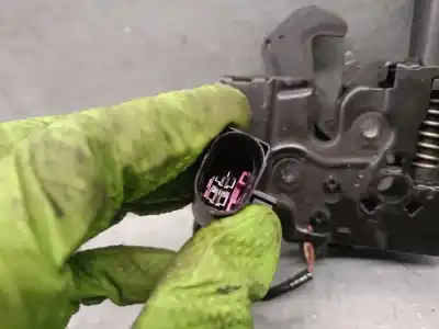 Автозапчастина б/у замок капота для audi q2 (gab, gag) 1.0 tfsi посилання на oem iam 81a823509a  81a823509a