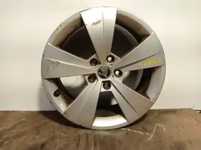 Peça sobressalente para automóvel em segunda mão jante por skoda superb iii (3v3) 2.0 tdi referências oem iam 3v0601025as