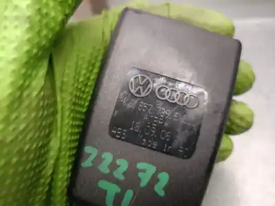 Автозапчасти б/у крюк для пояса за audi q7 (4lb) 3.0 tdi quattro ссылки oem iam 4l0857739e  4l0857739e