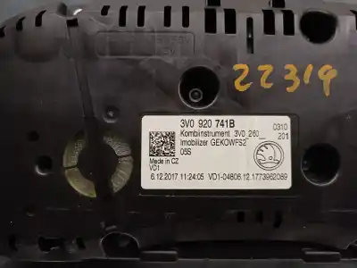Pezzo di ricambio per auto di seconda mano pannello degli strumenti per skoda superb iii (3v3) 2.0 tdi riferimenti oem iam 3v0920741b a2c53427456 vdo 3v0920741b