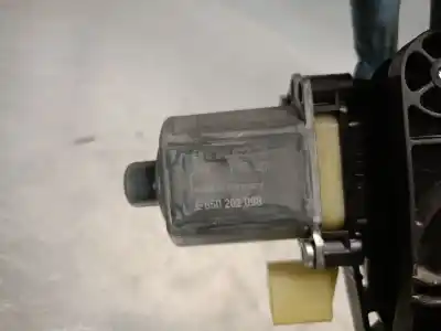 Автозапчастина б/у регулятор скла заднього правого для skoda superb iii (3v3) 2.0 tdi посилання на oem iam 5q0959802a 0130822714 bosch 5q0959802a