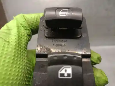 Second-hand car spare part right front power window switch for ssangyong kyron 2.0 xdi oem iam references 202005300  