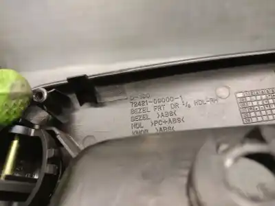 Pezzo di ricambio per auto di seconda mano maniglia interna anteriore destra per ssangyong kyron 2.0 xdi riferimenti oem iam 7242109001  7242109001