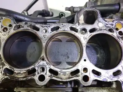 Second-hand car spare part block for bmw 5 (e60) 525 i oem iam references 256s5 37443186 11117502917